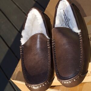 KOOLABURRA M TIPTON SMOOTH Men's Size 8 Slippers Loafers/FAUX LEATHER/NEW